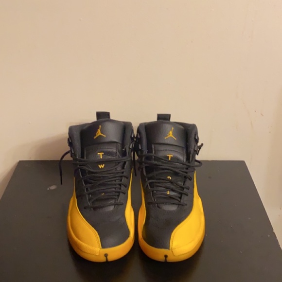 COPY - Jordan university gold 12 size 9.5 - Picture 3 of 5